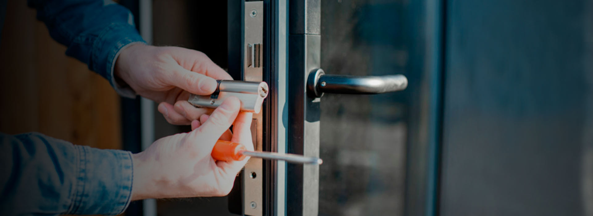 cerrajeria-hogar, llaves codificadas, telemandos, cerrajrero en zona oeste, cerrajero en moron, cerrajeria en moron, cerrajero de autos en moron, llaves codificadas en moron, cerrajeria automotriz, llave de fiat, llave de ford, llave de chevrolet, llave de toyota, llave de volkswagen, llave de peugeot, llave de citroen, cerrajero de autos en